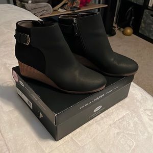 Size 9 Dr.Scholl’s Black Boots
